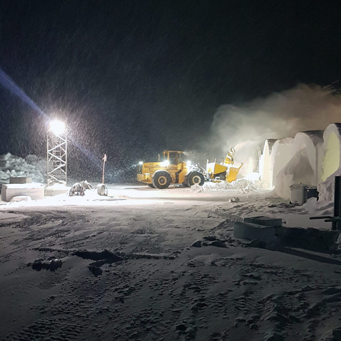 Icehotel Sweden 2018: The Final Build Phase - Chalk & Moss