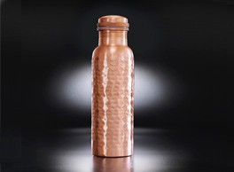 Copper bottles ion charge your water, giving it antioxidant, anti-inflammatory and anti-microbial properties. Copper bottles by Yogibeings, hand crafted by artisans, are available on chalkandmoss.com. 